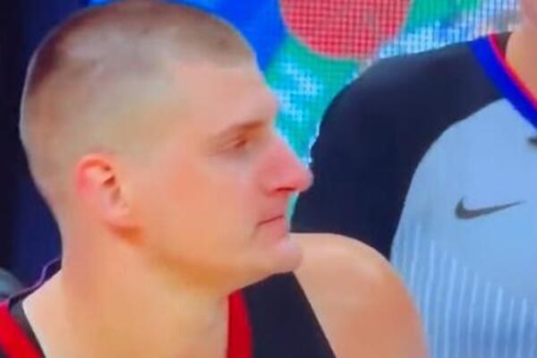 KUKAVIČKI POTEZ KLIPERSA! Pobegli sa terena bez pozdrava, a svi pričaju o reakciji Nikole Jokića! (VIDEO)