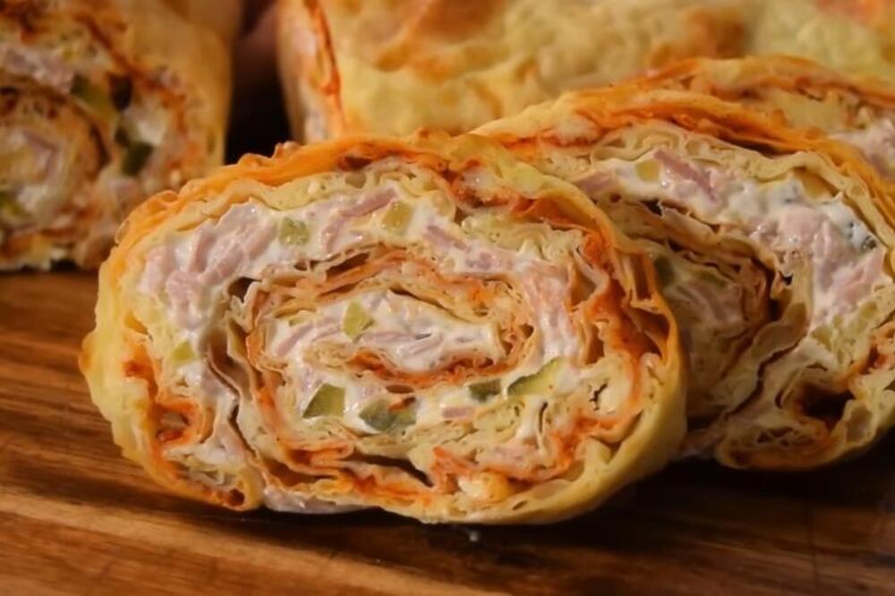 STARI RECEPT ZA NAJUKUSNIJI POSNI ROLAT SA SPANAĆEM, KROMPIROM I PEČURKAMA: Idealan za sve prilike u toku POSTA