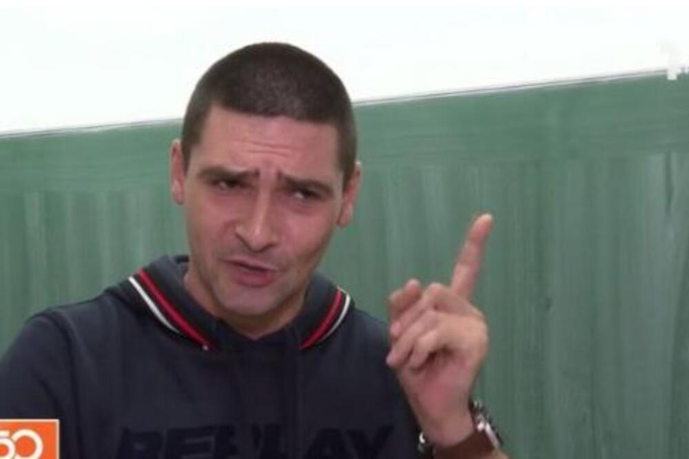 OVAKVOG PROFESORA JOŠ NISTE VIDELI: Dušan je HIPHOPER i OMILJENI NASTAVNIK, zbog njega se ĐACI raduju času ISTORIJE