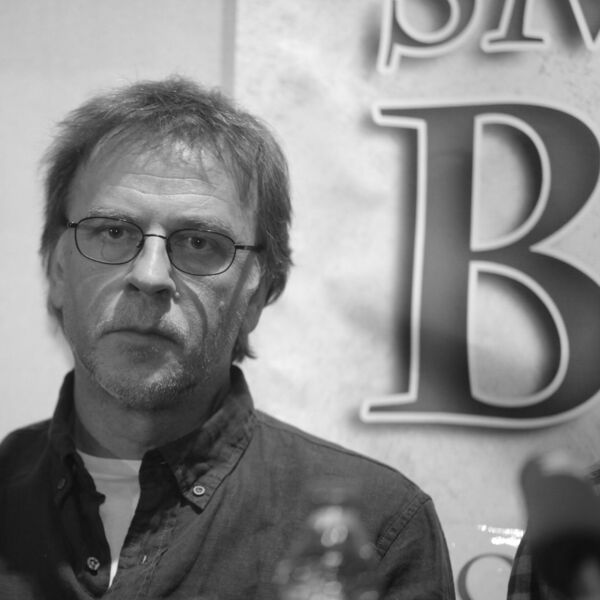 ŽARKO LAUŠEVIĆ NIJE PRISUSTVOVAO ĆERKINOM VENČANJU! Svi su ga očekivali, a nije došao zbog neverovatnog razloga