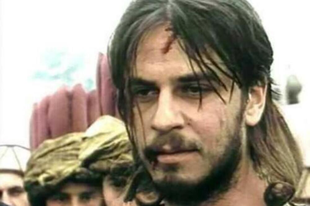 POSLE SKANDALA U KOJI JE UMEŠAN VOJISLAV ŠEŠELJ, LAUŠEVIĆ JE KUPIO PIŠTOLJ! Događaj iz 1991. promenio je SVE