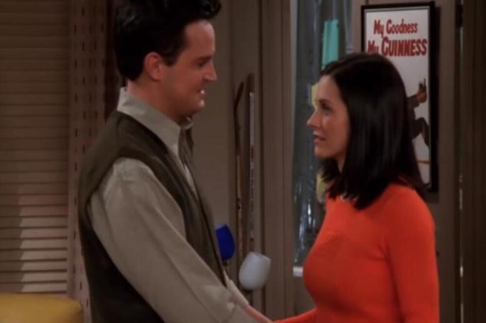 MONIKA PREKINULA ĆUTANJE NAKON 17 DANA OD SMRTI PERIJA: Skupila snage da PRIZNA kako se RODILA LJUBAV između njih