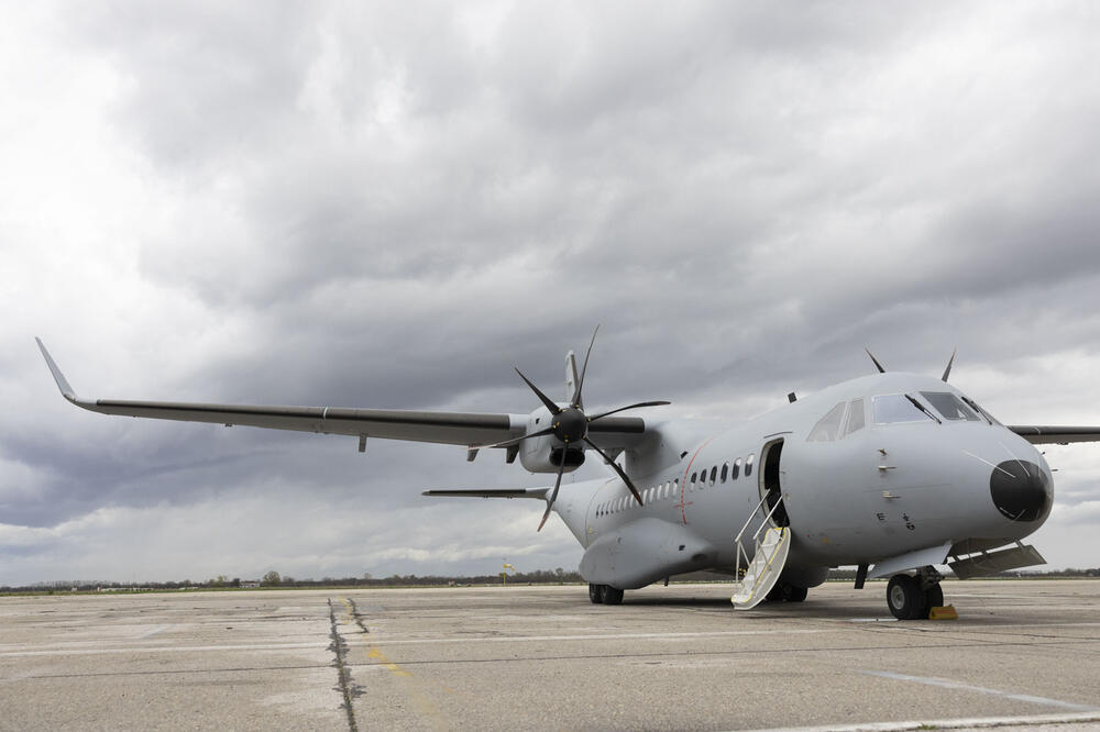 3 OSOBE POGINULE KADA JE PAO AVION: Vode se DVE nezavisne istrage o nesreći