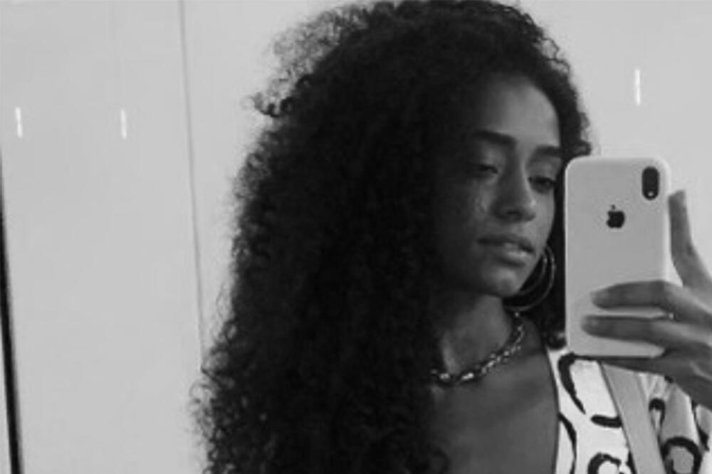 VELIKI GUBITAK! UMRLA GLUMICA U 22. GODINI: Borila se sa TUBERKULOZOM, porodica zavijena u CRNO