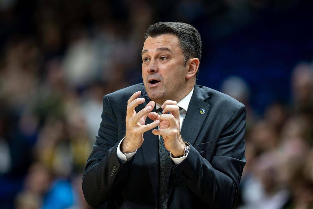 TRENER NAJGOREG TIMA EVROLIGE SVESTAN ŠTA GA ČEKA U BEOGRADU: Partizan igra...
