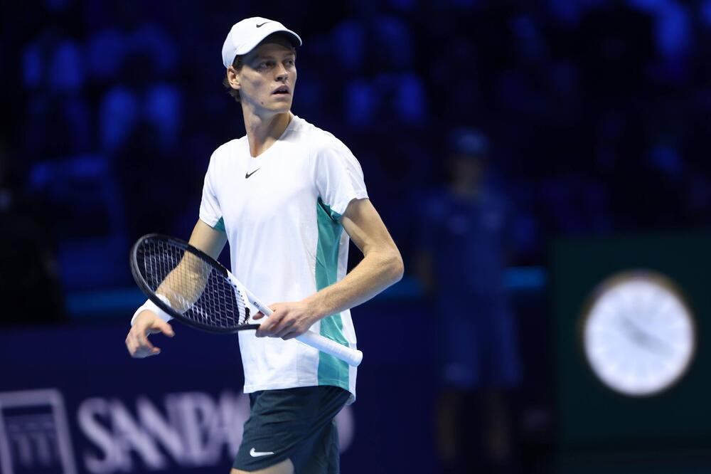 NOVAK ĐOKOVIĆ U POLUFINALU! Janik Siner UĆUTKAO Runea i postao novi miljenik srpskih navijača