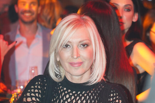 ZAŠTO JE SINOĆ CEO BEOGRAD BRUJAO O OLIVERI KOVAČEVIĆ? Zanosna VODITELJKA i ČELIČNA LEJDI ponovo u CENTRU PAŽNJE