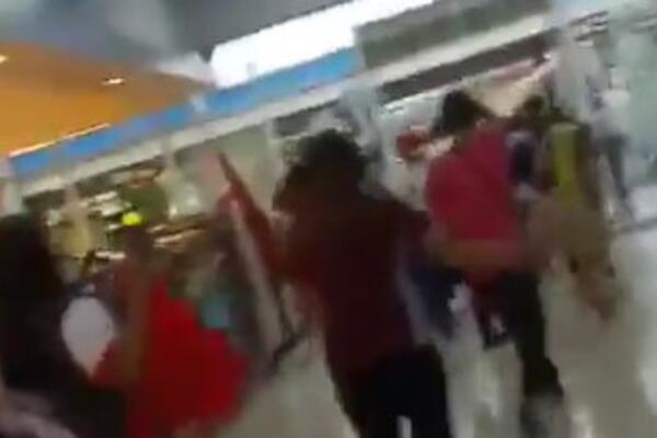 LJUDI U PANICI, TLO SE JAKO TRESE: Pojavili se snimci SNAŽNOG zemljotresa od skoro 7 STEPENI na Filipinima (VIDEO)