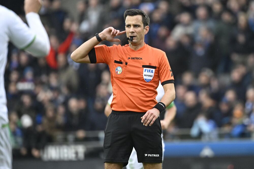 Erik Lambrehts deli pravdu na meču belgijske 'Župile' lige