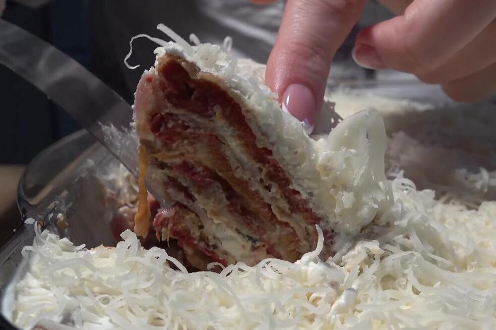 SLANA TORTA SA PEČENIM PAPRIKAMA ZA SVAKU PRILIKU: Najsočnije srpsko predjelo - bogat fil će vas dobro zasititi