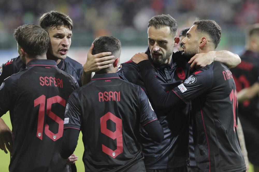 ALBANIJA NA EVROPSKOM PRVENSTVU: Levandovski i Poljaci ostaju bez plasmana u Nemačku? (FOTO)