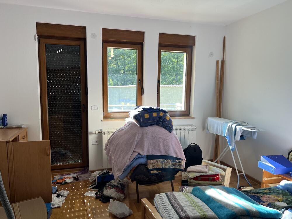 Stan u koji je izvršena pljačka