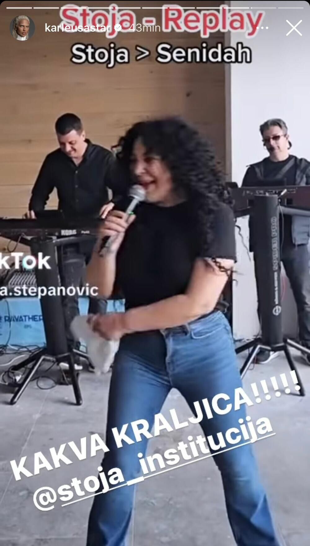 JK na sva usta uzvraća komplimente koleginici