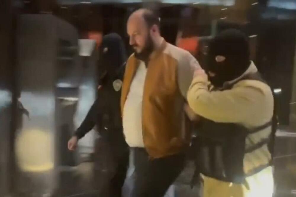 PAO KLJUČNI IGRAČ BALKANSKOG KARTELA: Specijalci uleteli u vilu u Turskoj i uhapsili KRISTIJANA PALIĆA! (VIDEO)