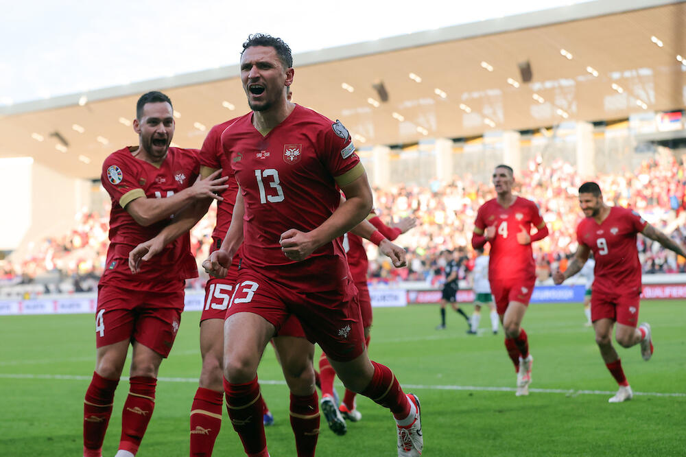 VELJKOVIĆ!!! Pogledajte kako je štoper Srbije načeo Bugare i trasirao put ka Evropskom prvenstvu (VIDEO)