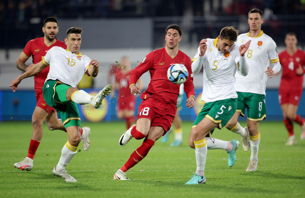 Dušan Vlahović na utakmici Srbije i Bugarske