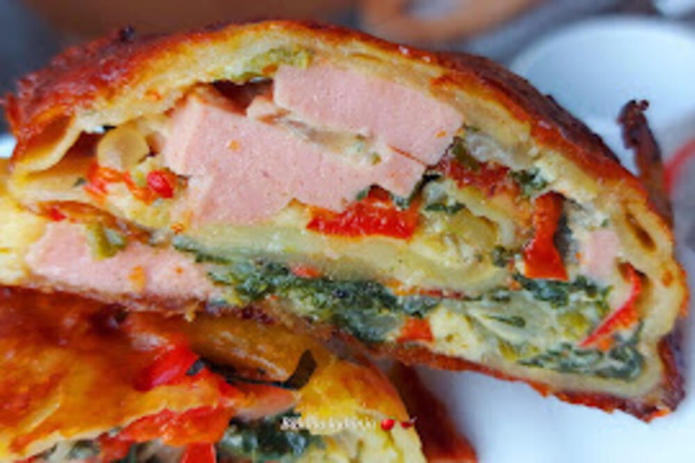 SVAKO KO PROBA SLANI ROLAT OD KROMPIRA TRAŽIĆE VAM RECEPT: Možete ga servirati ZA SVA 3 OBROKA, prste da poližeš