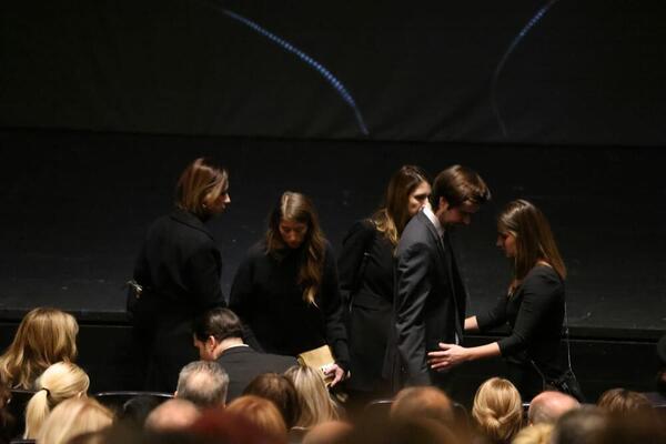 PORODICA ŽARKA LAUŠEVIĆA SKRHANA BOLOM: Salom odjekivao LAUŠEV GLAS, scena koje izazivaju neopisivu TUGU