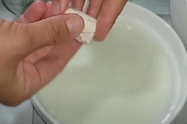 POZNATA KUVARICA OTKRILA KAKO DA VAM TESTO NADOĐE ZA 5 MINUTA: Kiflice će vam biti gotove za 20 minuta