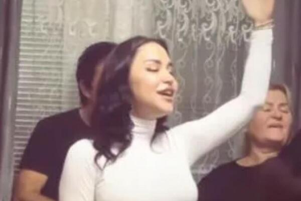 DA LI I VI OVAKO SLAVITE ARANĐELOVDAN? Trubači, bogata TRPEZA i pesma "Đurđevdan": U ŽITORAĐI veselje zbog SVECA