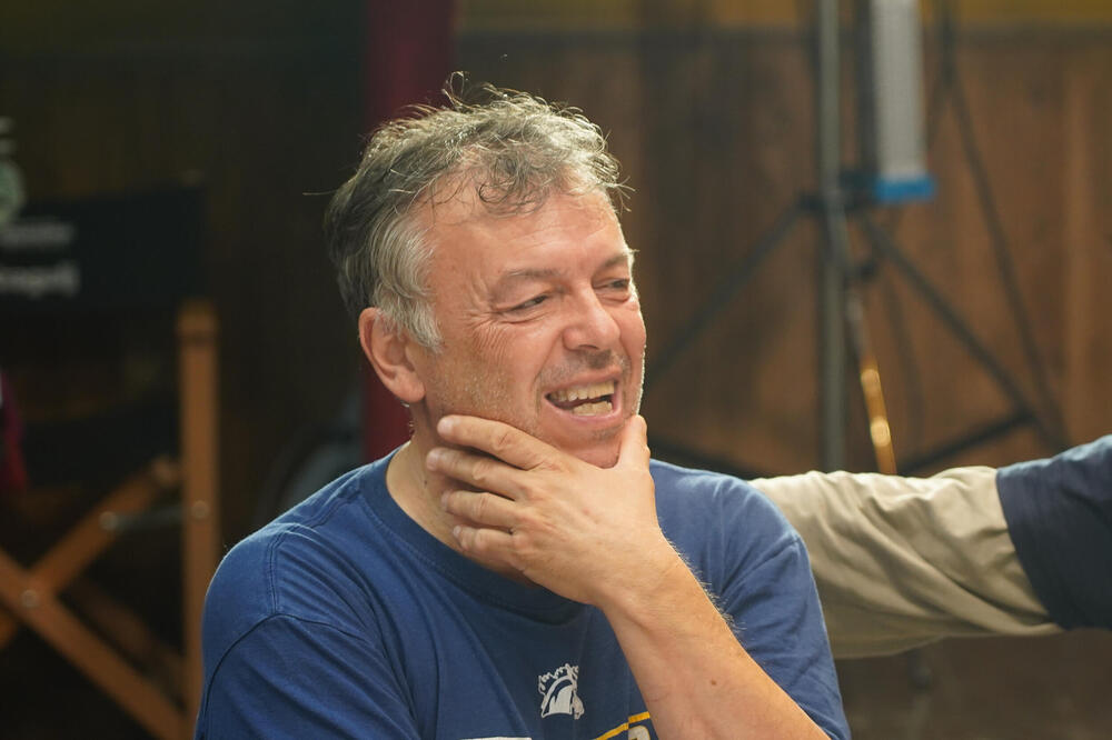 DA LI ZNATE KO JE ĆERKA NELETA KARAJLIĆA? Oduševiće vam LEPOTOM, a bavi se ovim HUMANIM POSLOM