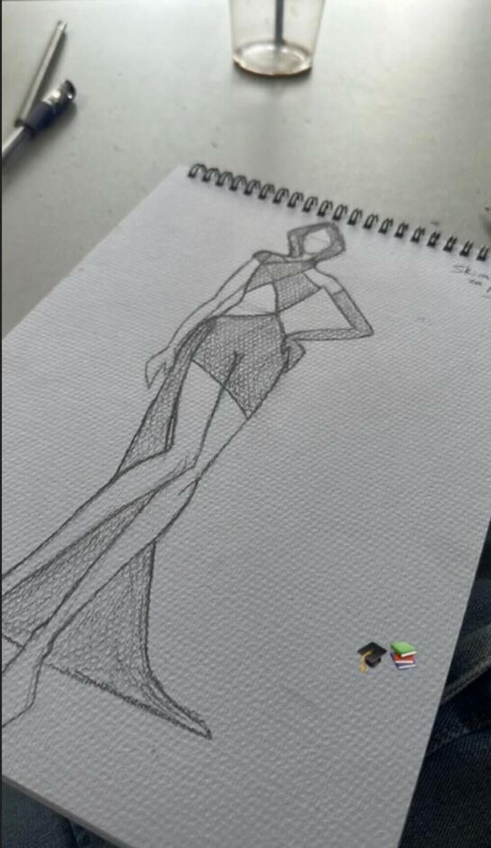 Đina Džinović ulazi u dizajnerske vode?