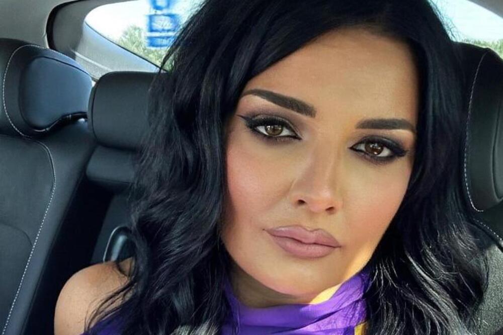 MILENA POPOVIĆ RASPAMETILA CELU NACIJU OVIM IZDANJE, CRNA ČIPKA BUDI MAŠTU: Žena izgleda kao MILION DOLARA