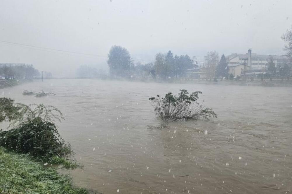 OPADA NIVO LIMA, DANAS SE OČEKUJE NORMALIZACIJA: Nekoliko prijepoljskih sela BEZ STRUJE