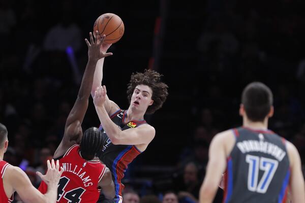 NBA AS SPAVAO SA MALOLETNICOM: Srednjoškolka (17) se pohvalila da je "obarila" saigrača Micića i Pokuševskog (FOTO)