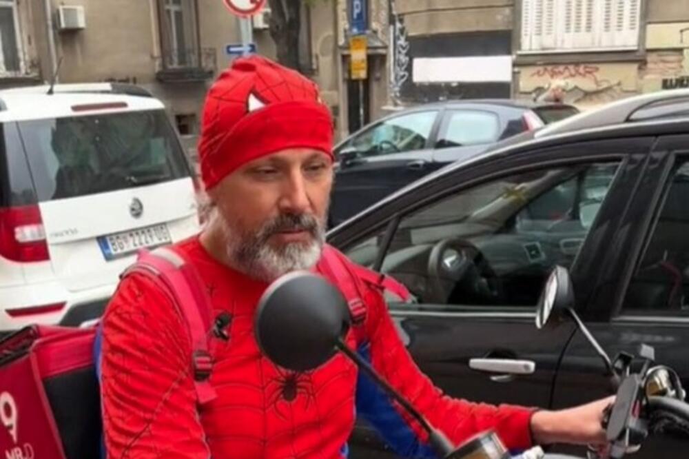 ŠTA JE OVO LJUDI? TRLJAĆETE OČI KAD SHVATITE KO RADI DOSTAVU U KOSTIMU SPAJDERMENA: Bivši OSUĐENIK i rijaliti MAG