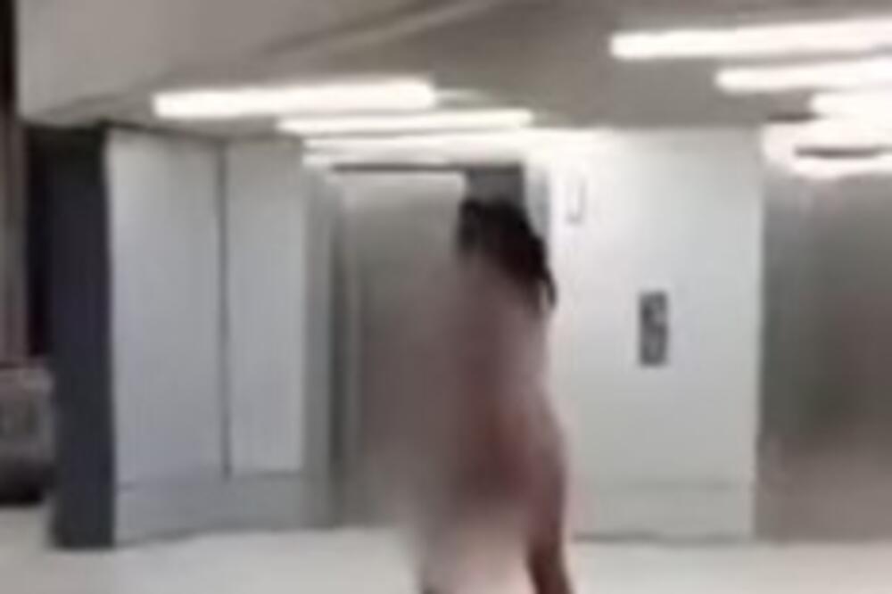ŽENA SE SKINULA NAGA NA AERODROMU, PA NAPADALA LJUDE: Sve snimljeno kamerom, a ona se SAMO NAJELA... (VIDEO)