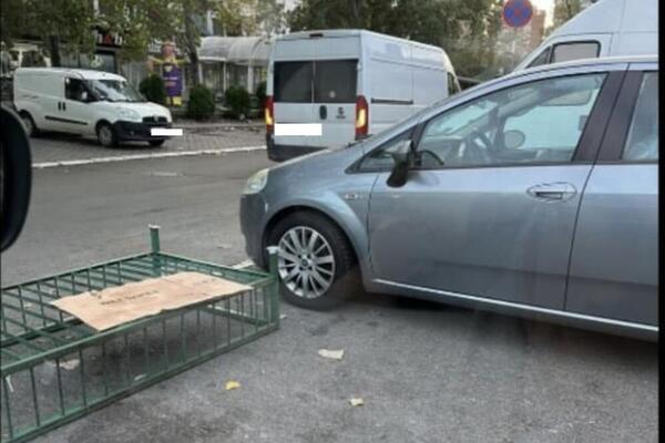 OVAJ ZEMUNAC JE SAČUVAO PARKING NA NAJGENIJALNIJI NAČIN: Kada ovo vidite dobićete NAPAD SMEHA, aplaudiraju mu