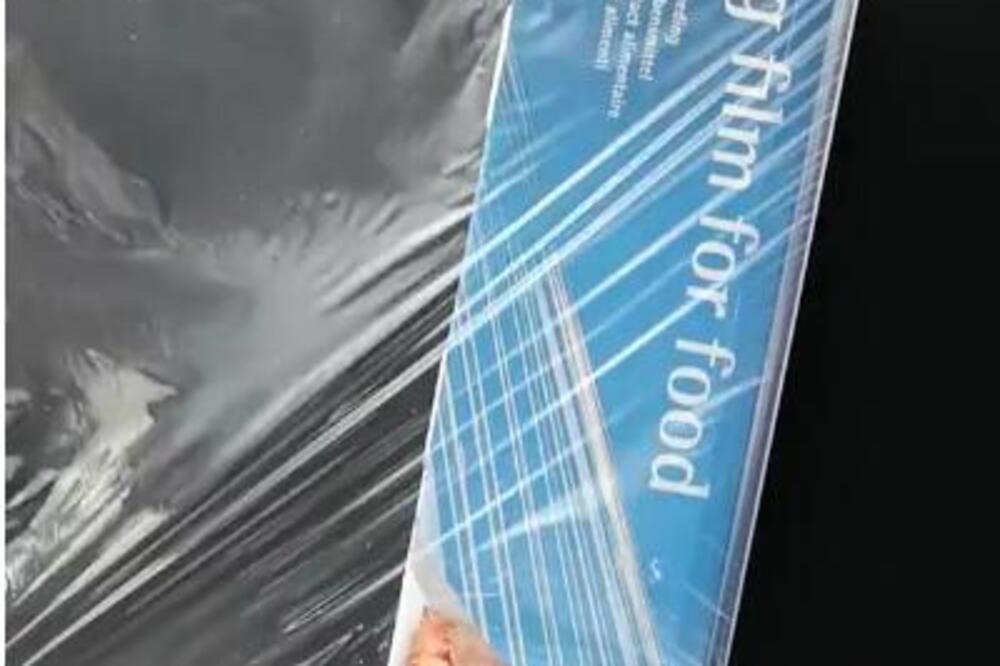 AKO PROVIDNU FOLIJU NE DRŽITE U FRIŽIDERU, POGREŠNO JE KORISTITE: Žene koje misle da sve ZNAJU ovo su PROPUSTILE