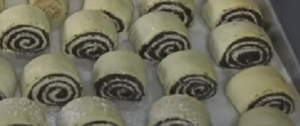 Pogačice sa makom u plehu