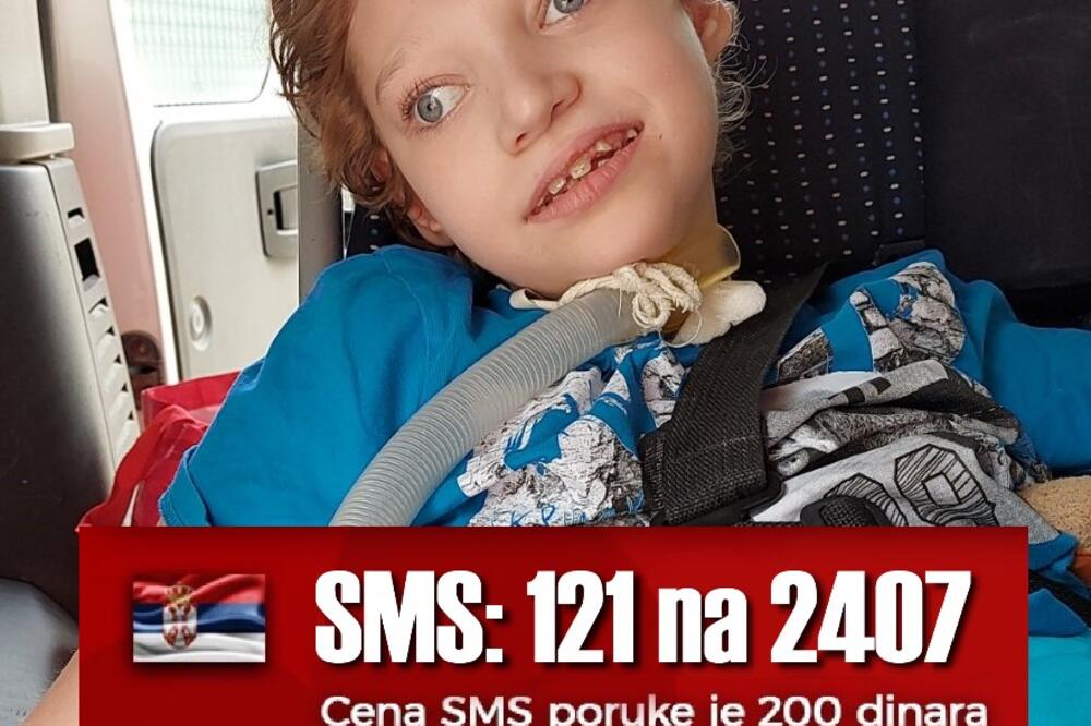LAZAR BOLUJE OD CEREBRALNE PARALIZE I EPILEPSIJE, POTREBNI SMO MU SVI: Pomozimo mu da IMA ZDRAV i SREĆAN ŽIVOT