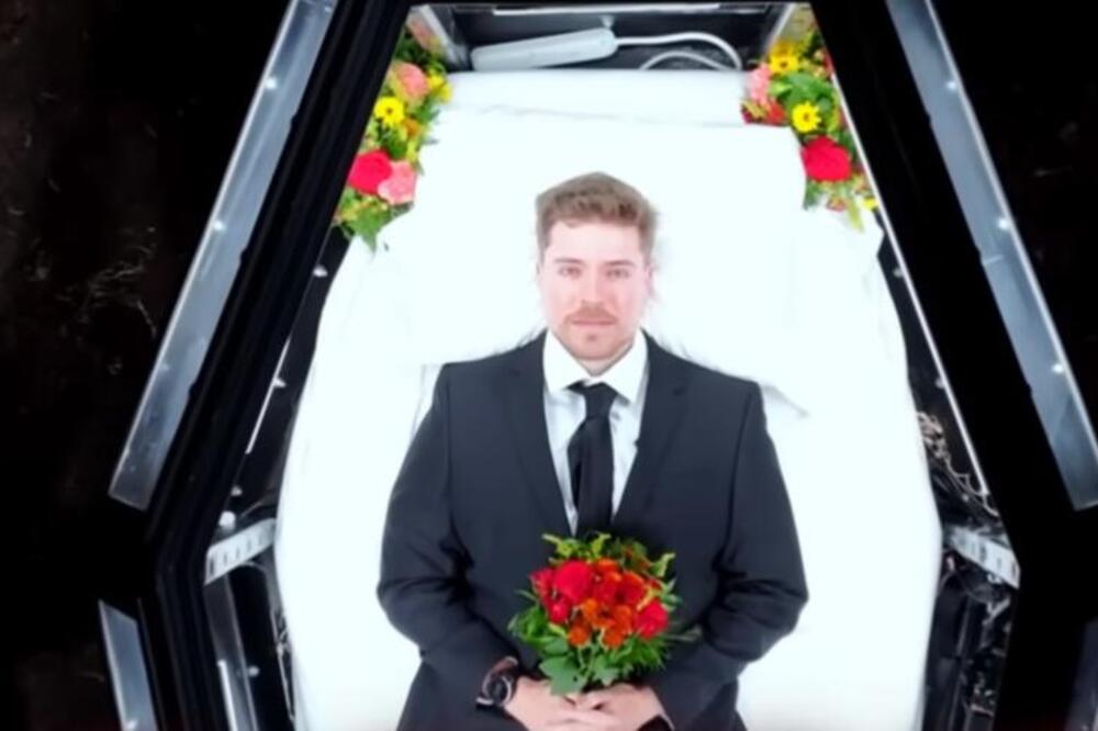 ŽIVOG GA ZAKOPALI U MRVAČKOM SANDUKU NA 7 DANA: Prolazio je agoniju pod zemljom, a sve zbog BIZARNE stvari (VIDEO)