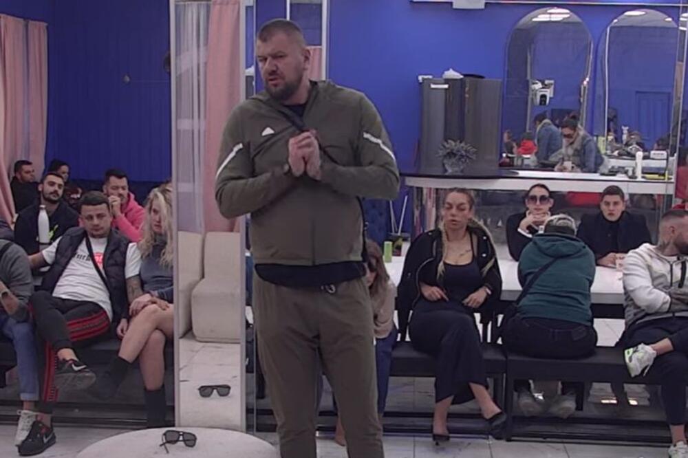 "TO MI JE BIO NAJTEŽI DAN U ŽIVOTU": Janjuš se vratio u Elitu, pa na IVICI SUZA progovorio o Eni i odnosu sa Aneli