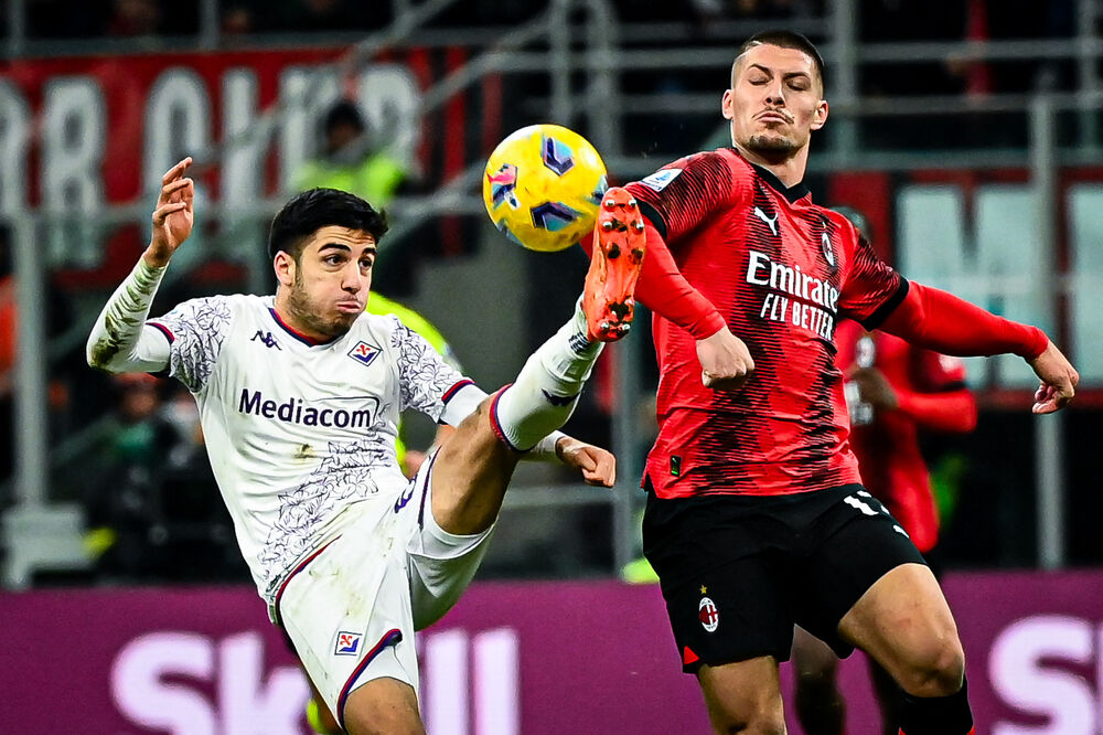 Luka Jović na meču protiv Fiorentine