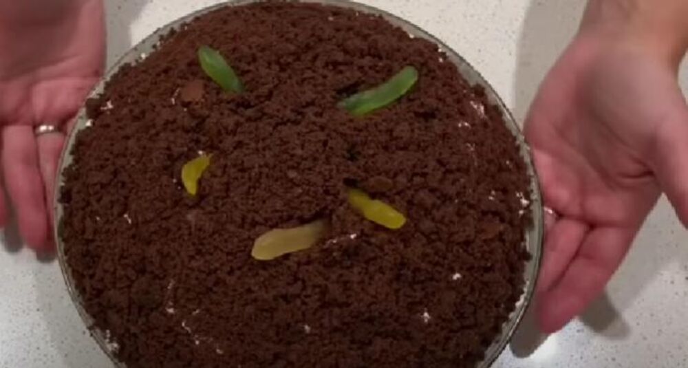 Torta Nemačka krtica na tacni