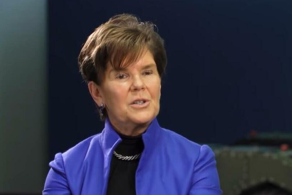 UPOZNAJTE NAJMOĆNIJU SRPKINJU NA SVETU: Ima NOVCA sve da nas KUPI, a prezimena Novaković se nikada NIJE ODREKLA