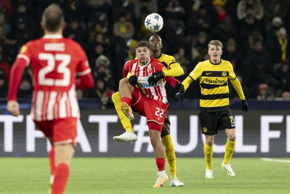 Jovan Mijatović na utakmici Jang bojsa i Crvene zvezde