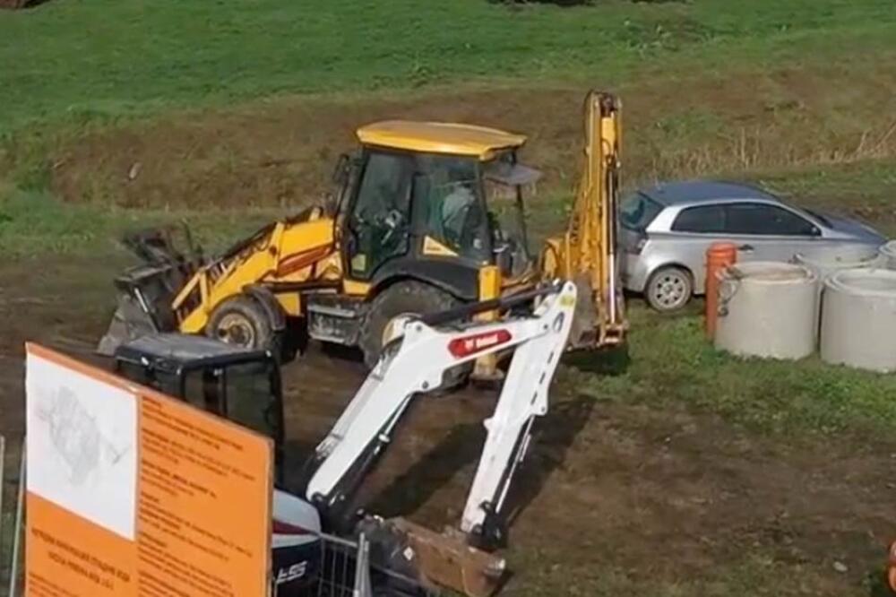 MALIŠANI RADO DOLAZE OVDE NA POZORIŠNE PREDSTAVE! Primer sajajne saradnje za dobrobit naših najmlađih!