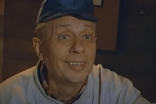 "Jedem penzionerske koske, komšinica mi ostavi mleko": Živeo u BEDI, poslednje godine su mu bile jako TUŽNE!