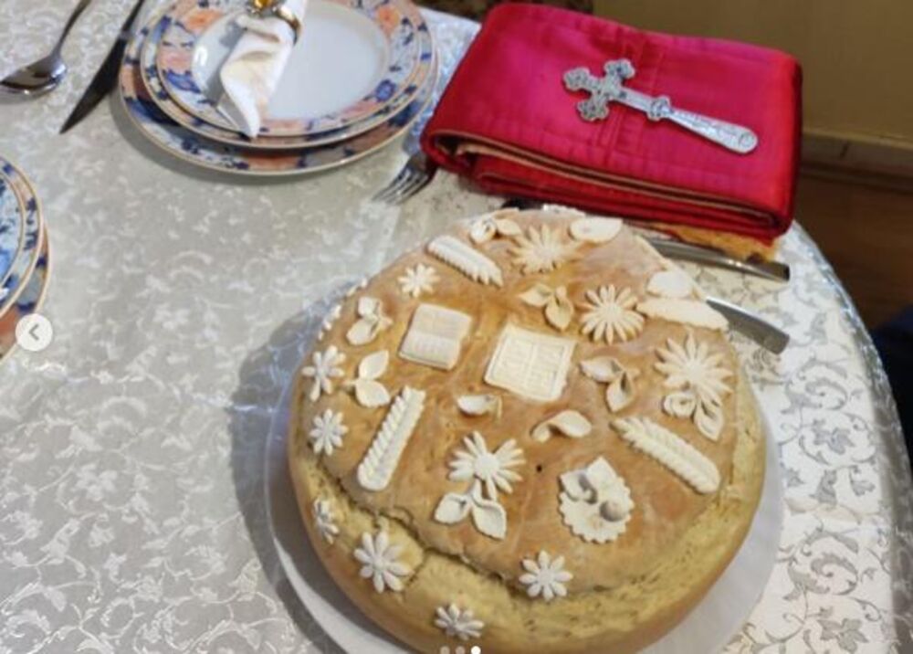 Na neke važne datume on je želeo da pokaže kako izgleda njegov porodični dom