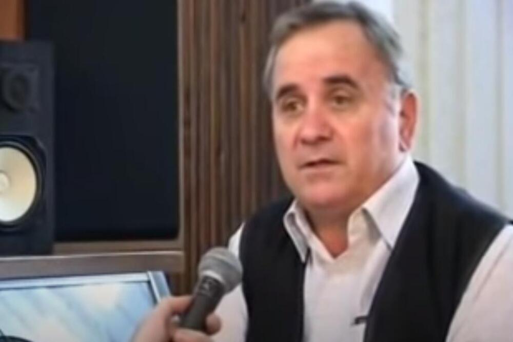 OVAJ ČOVEK JE VELIKI ESTRADNI MOĆNIK IZ SENKE, NAPRAVIO JE REVOLUCIJU: Najveći su počinjali KOD NJEGA, znate li ko?