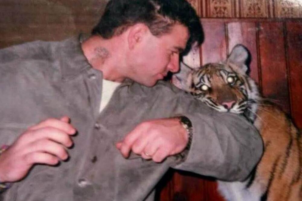 ŽESTOKI MOMCI DEVEDESETIH VOLELI DIVLJE ZVERI: Ovako je Legija govorio o svojoj TIGRICI MILICI! (VIDEO)