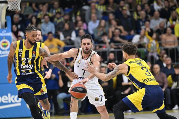 NEVIĐENA DRAMA U ISTANBULU: Fener slavi Madara i Gudurića, Kampaco uzalud BRILJIRAO - Monako srušio Olimpijakos