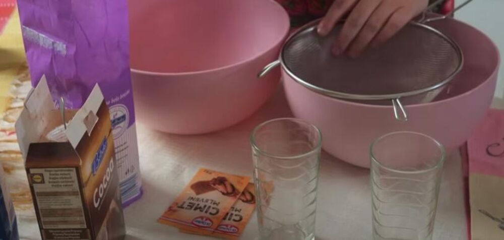 Sastojci za medeno srce bez mleka i jaja