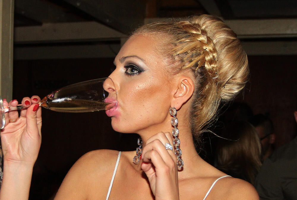 Ava je pre izbora predstavila svoj program