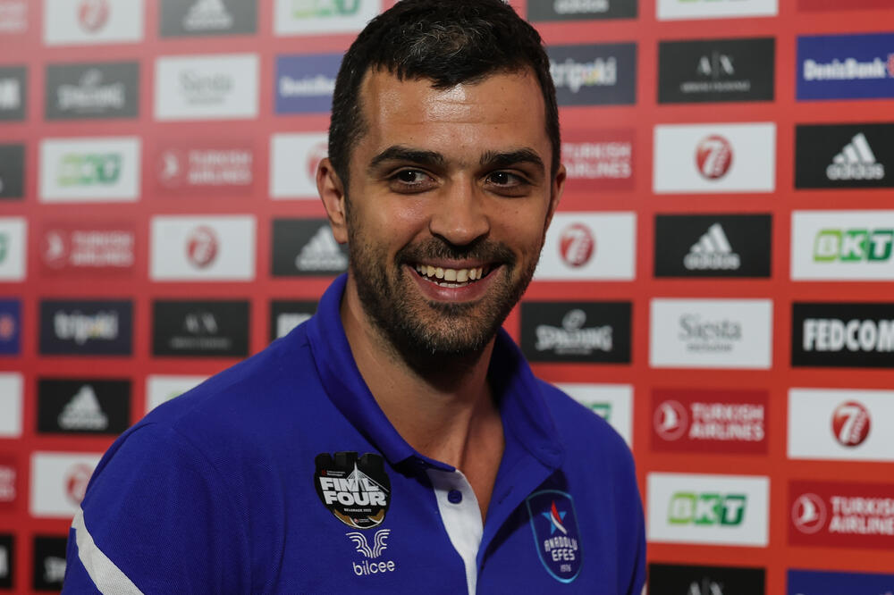 "PRVI PUT GA UŽIVO VIDIM..." Simon o igraču koji ga je najviše iznenadio i šta očekuje od Partizana